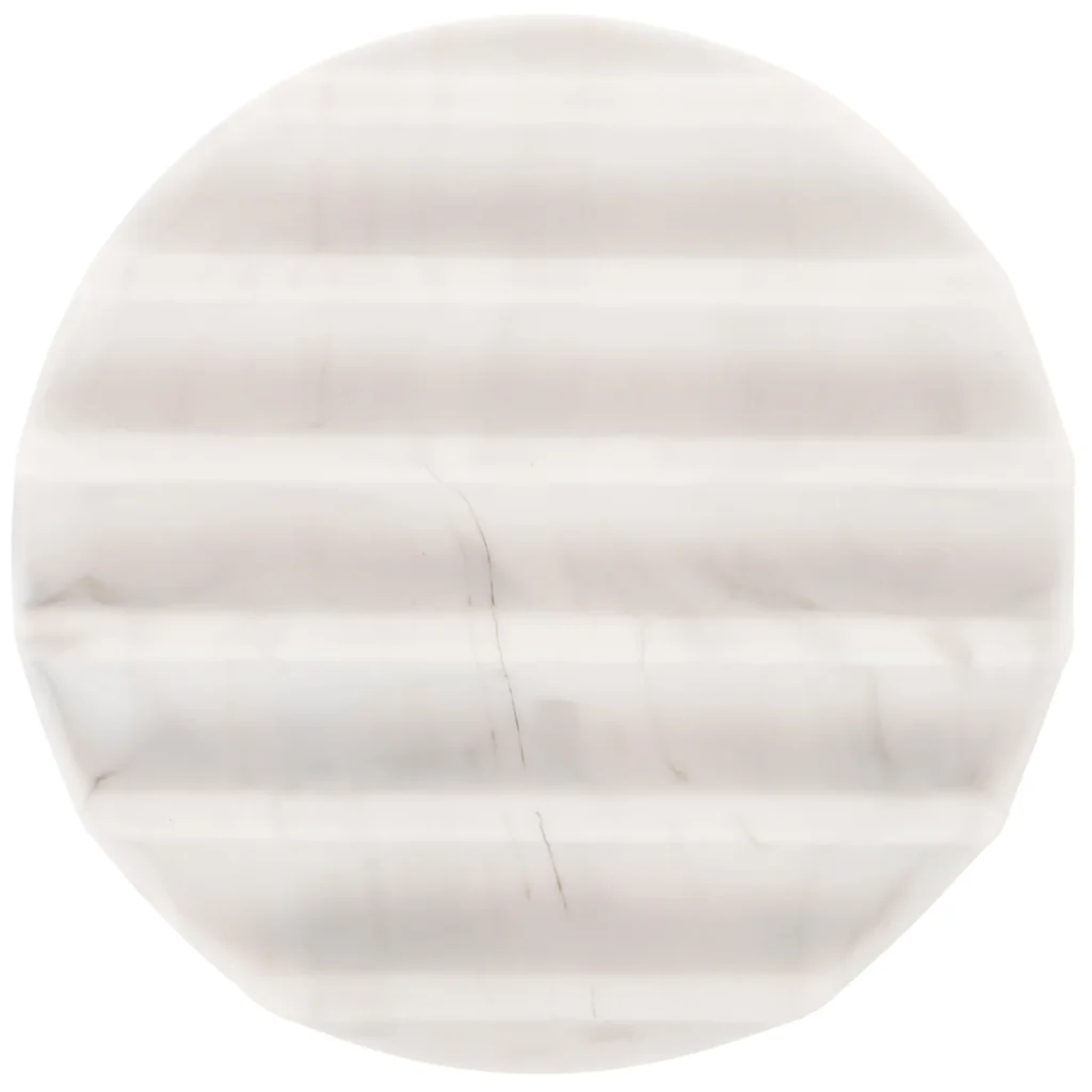 sculpture en marbre blanc